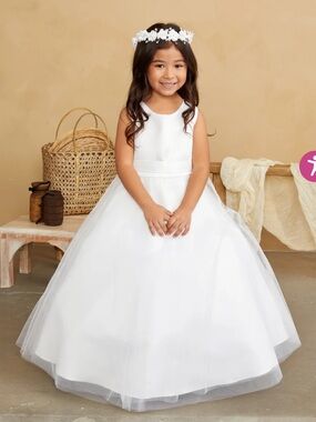 Tip top kids 5836 flower girl / communion dress.